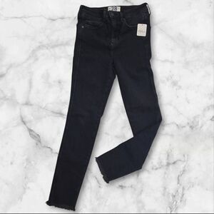 Free People Black Jeans Size 28 NWT